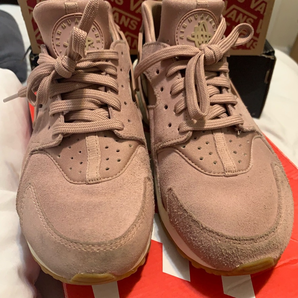 air huarache run sd’s rose gold